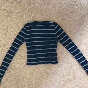 Brandy Melville Long Sleeve shirt